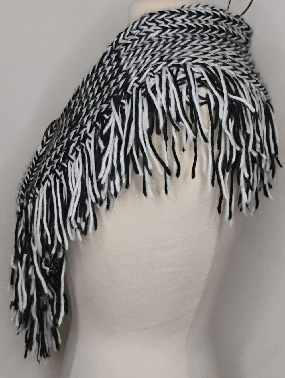 Women's Black & White Fringe Soft Warm Woven Crochet Knit Shawl Wooden Buttons